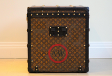 Load image into Gallery viewer, Louis Vuitton trunk
