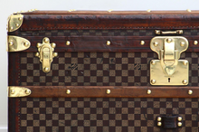 Load image into Gallery viewer, Louis Vuitton Trunk
