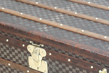 Load image into Gallery viewer, Louis Vuitton Trunk
